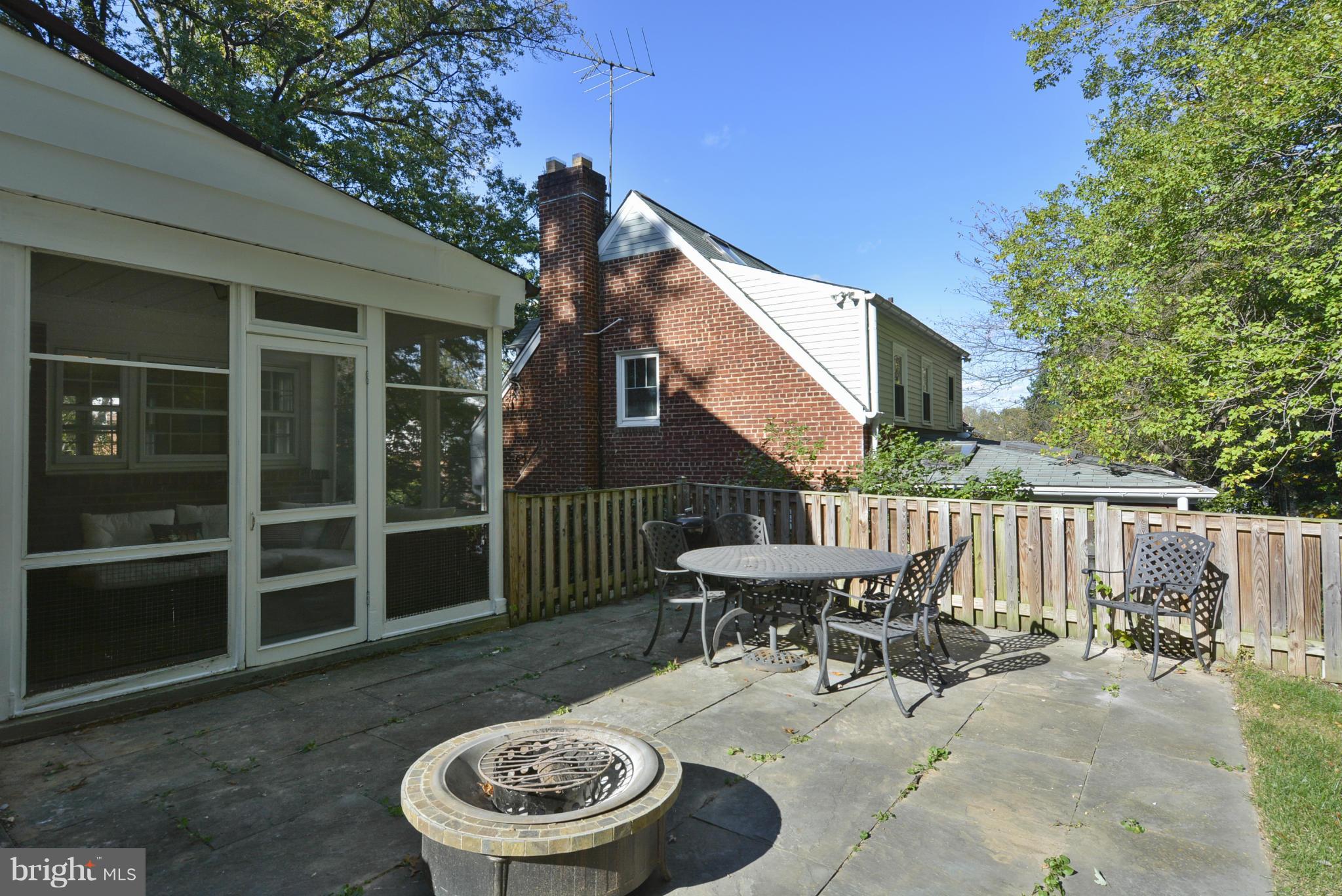 404 Mansfield Road Silver Spring, MD 20910 - Photo 15 of 30 Exterior (Rear)