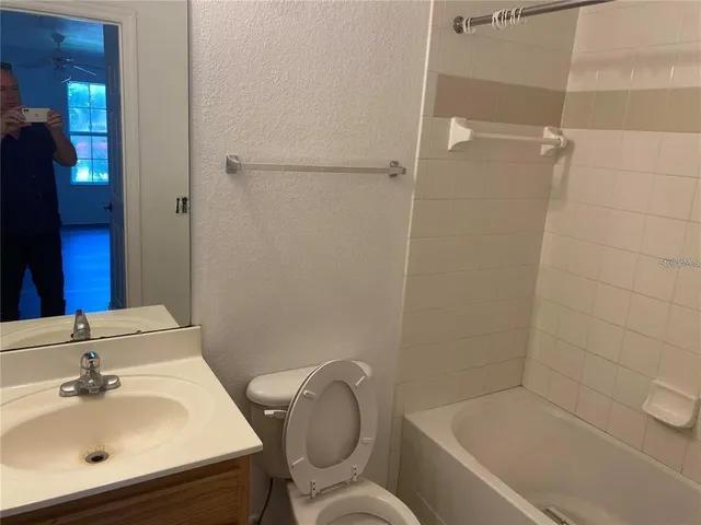 $240,000 | 4850 51st Street West, Unit 6101, Bradenton, FL 34210