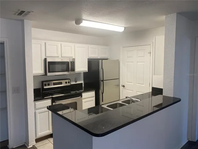$240,000 | 4850 51st Street West, Unit 6101, Bradenton, FL 34210