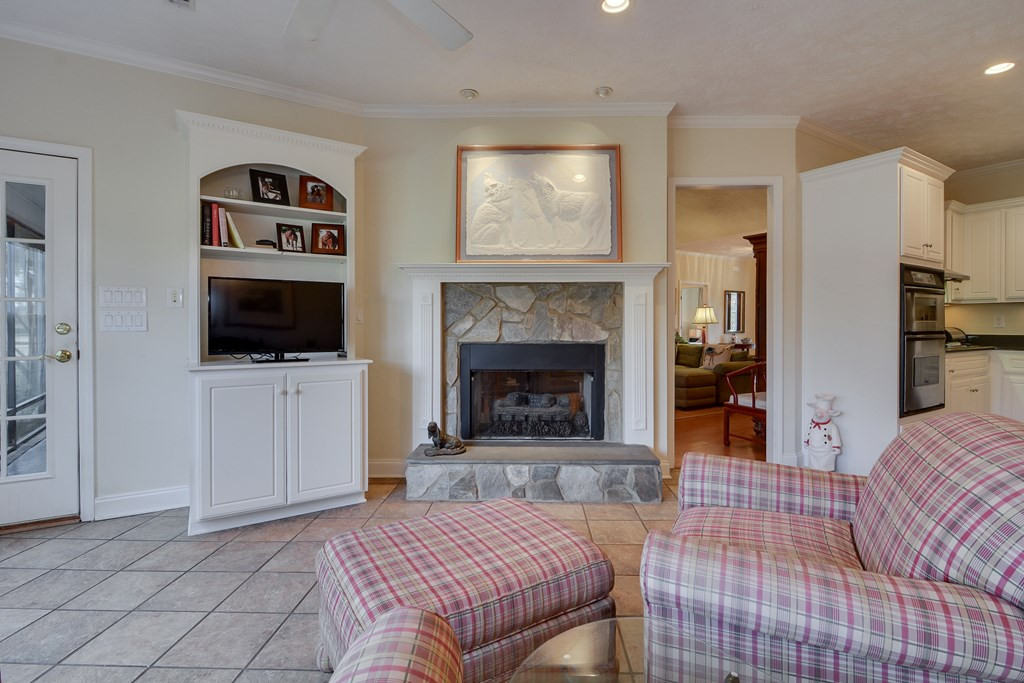 1802 Cedar Meadows Road Aiken, SC 29803 - Photo 5 of 28