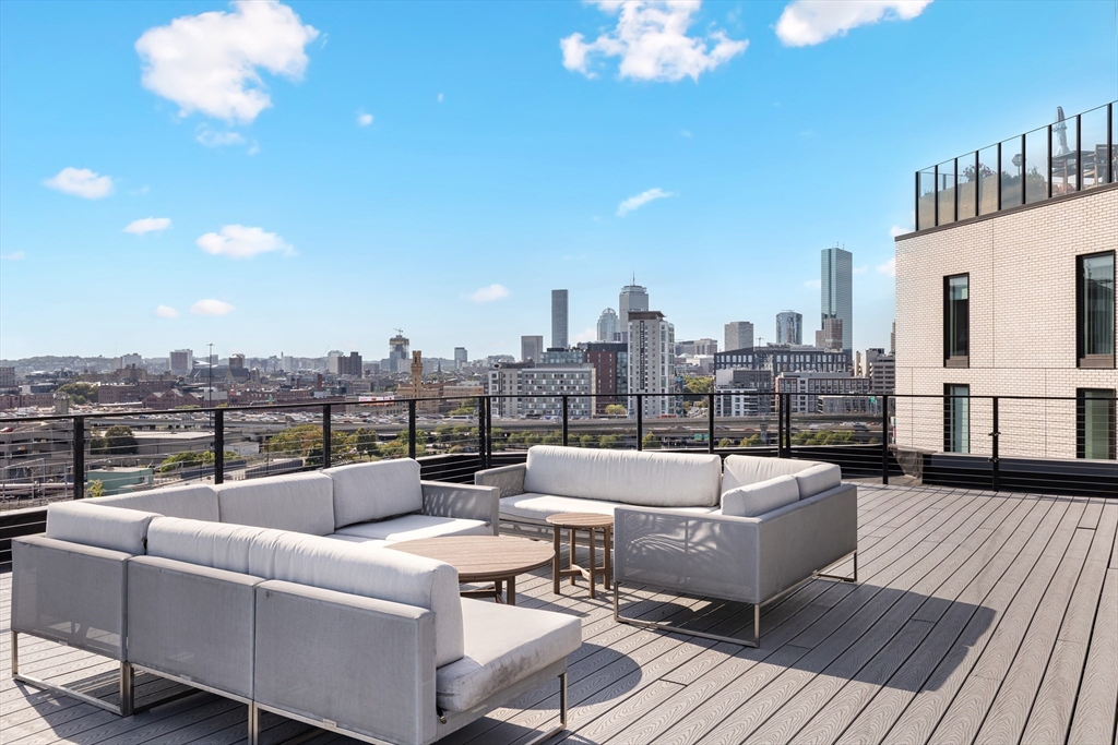 14 West Broadway, Unit 307 Boston, MA 02127 - Photo 18 of 26