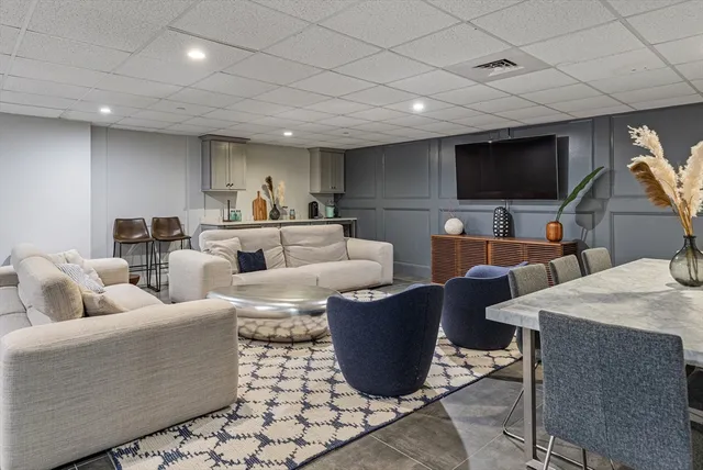 $1,205,000 | 14 West Broadway, Unit 307, Boston, MA 02127