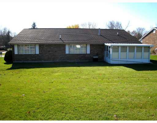 1044 Armsgate Road, Unit 36 Springfield, OH 45503 - Photo 2 of 9