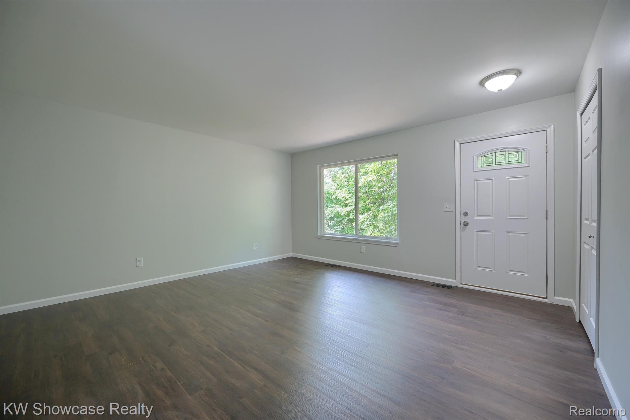 2866 Haley Road White Lake, MI 48383 - Photo 5 of 28 Gallery Image 5