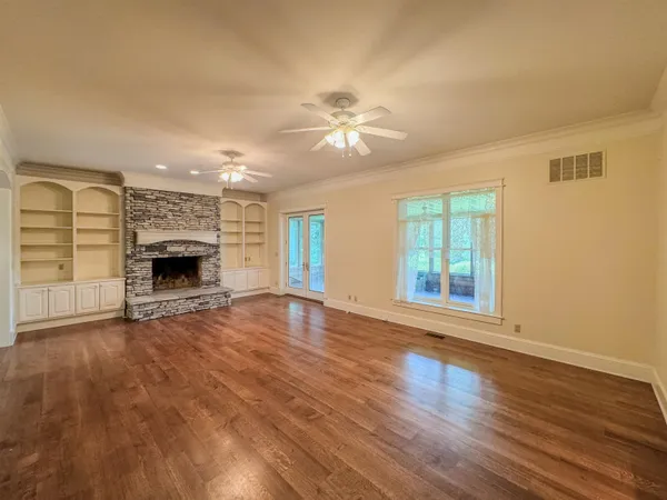 $1,200,000 | 3890 Ames Road, Hickory Valley, TN 38042