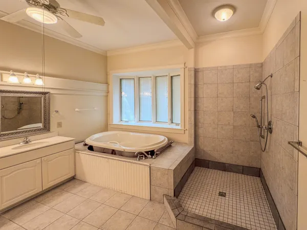 $1,200,000 | 3890 Ames Road, Hickory Valley, TN 38042