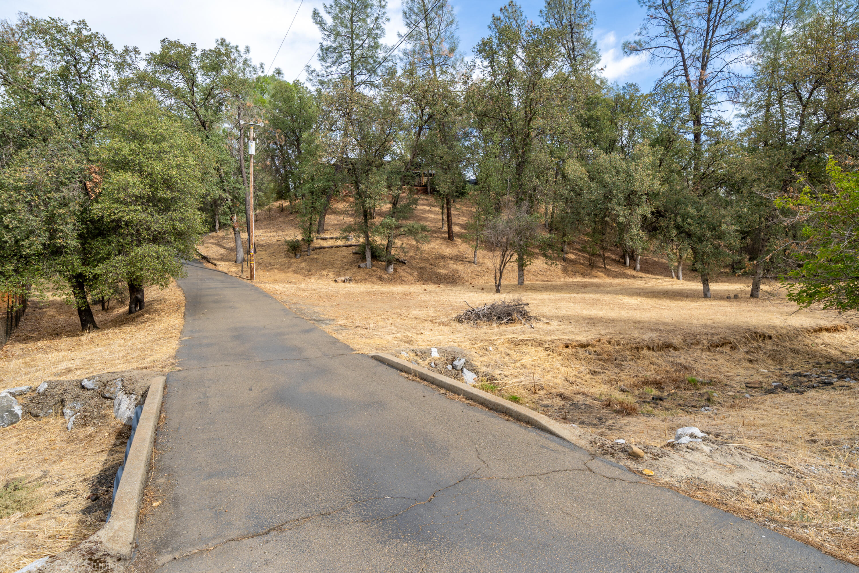 20042 Old Alturas Road Redding, CA 96003 - Photo 40 of 54 20042 Old Alturas Rd-2