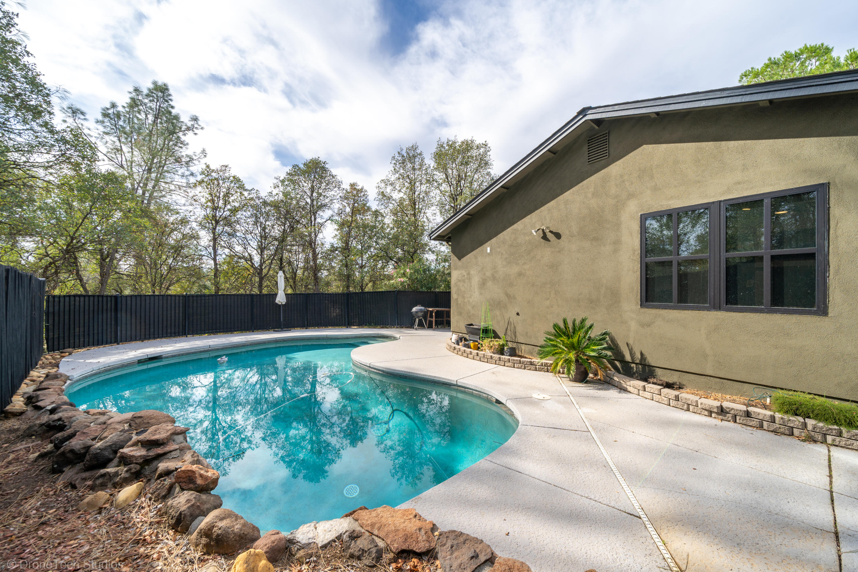 20042 Old Alturas Road Redding, CA 96003 - Photo 46 of 54 20042 Old Alturas Rd-51