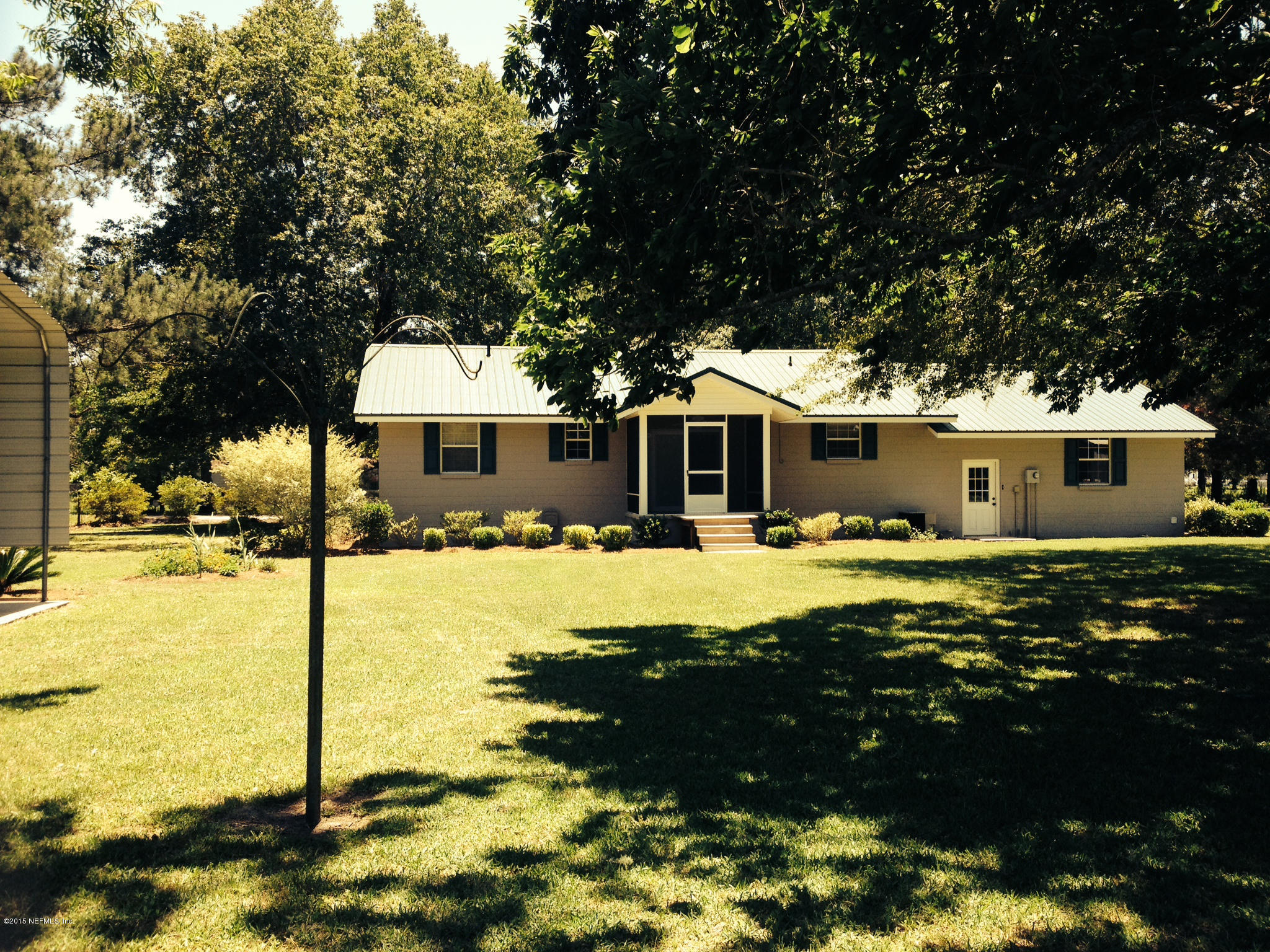 2718 Ruby Hilliard, FL 32046 - Photo 27 of 33 Back of House 01