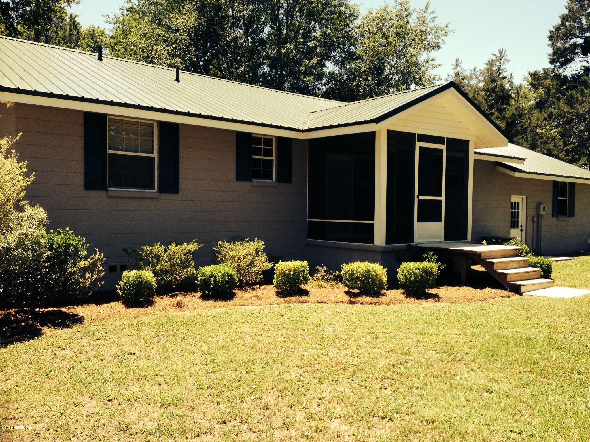 2718 Ruby Hilliard, FL 32046 - Photo 28 of 33 Back of House 02