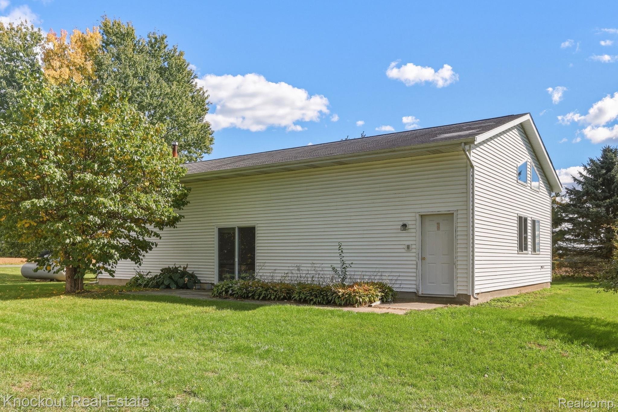 9960 Curtis Road Frankenmuth, MI 48734 - Photo 34 of 66 32-web-or-mls-9960 Curtis Rd 48734 -32.jpg