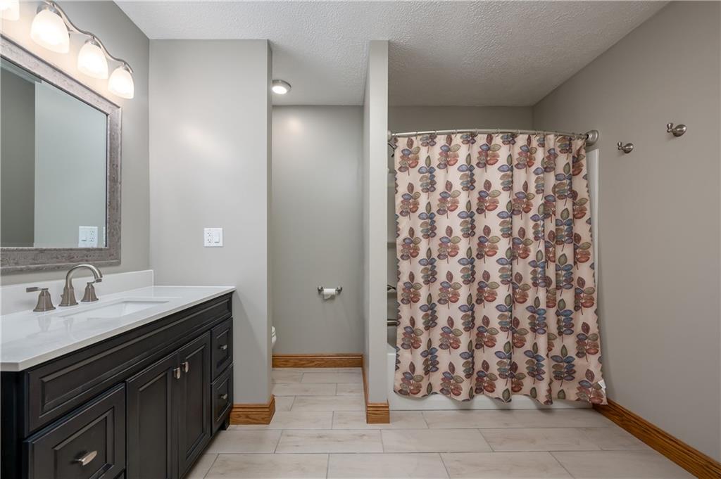 182 Moore Road Butler, PA 16001 - Photo 14 of 23