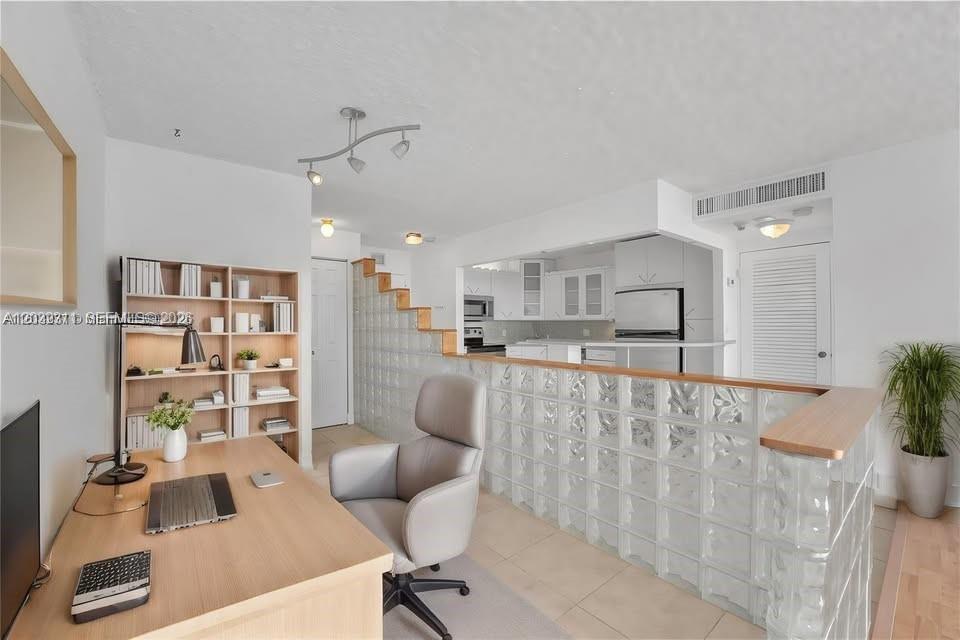 150 Southeast 25th Road, Unit 15J Miami, FL 33129 - Photo 9 of 14