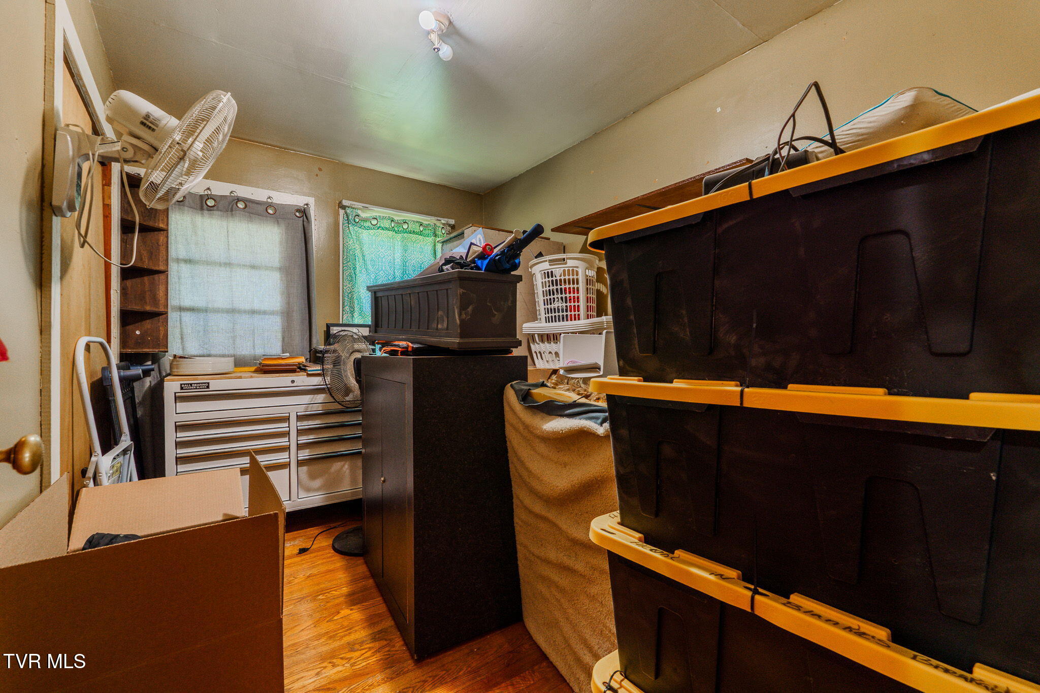 190 Debusk Road Greeneville, TN 37743 - Photo 11 of 27 11-web-or-mls-_DSC6183-HDR-2
