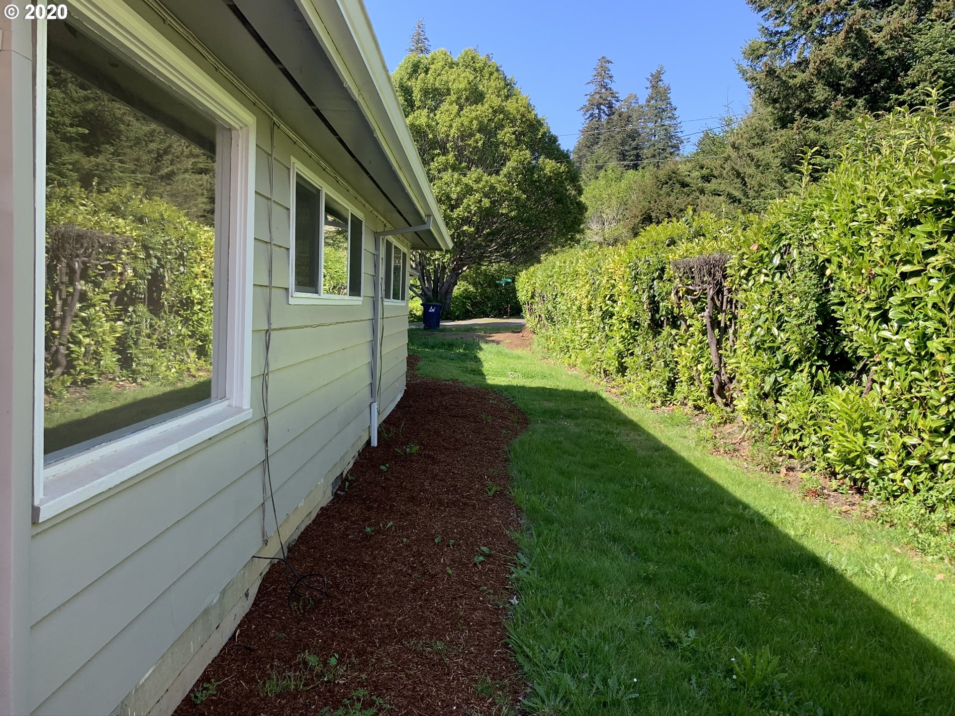 66646 Quail Road North Bend, OR 97459 - Photo 3 of 31