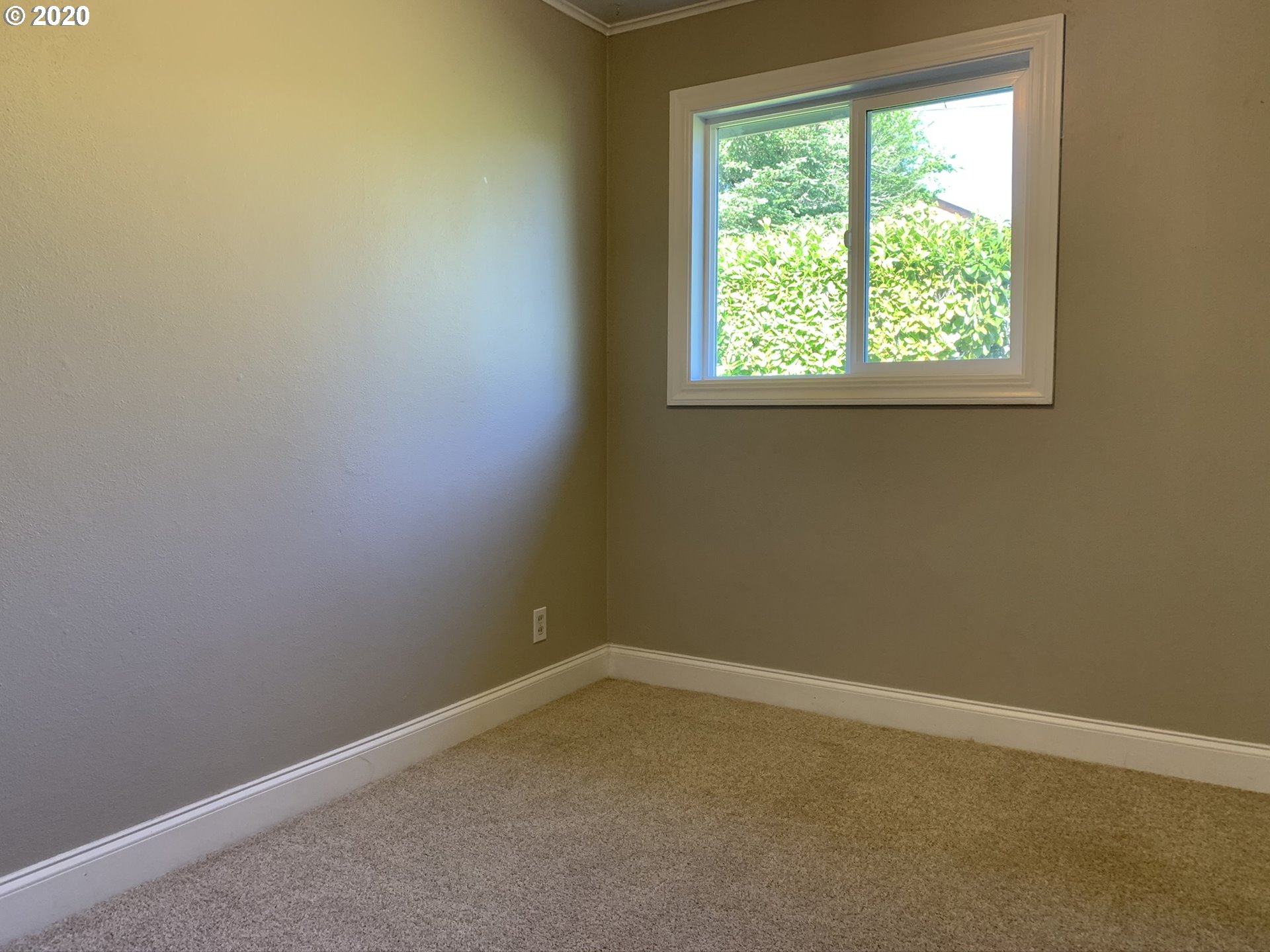 66646 Quail Road North Bend, OR 97459 - Photo 22 of 31