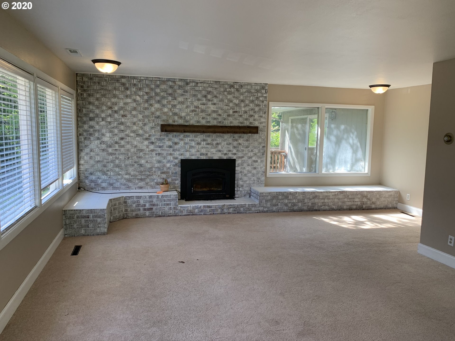 66646 Quail Road North Bend, OR 97459 - Photo 4 of 31