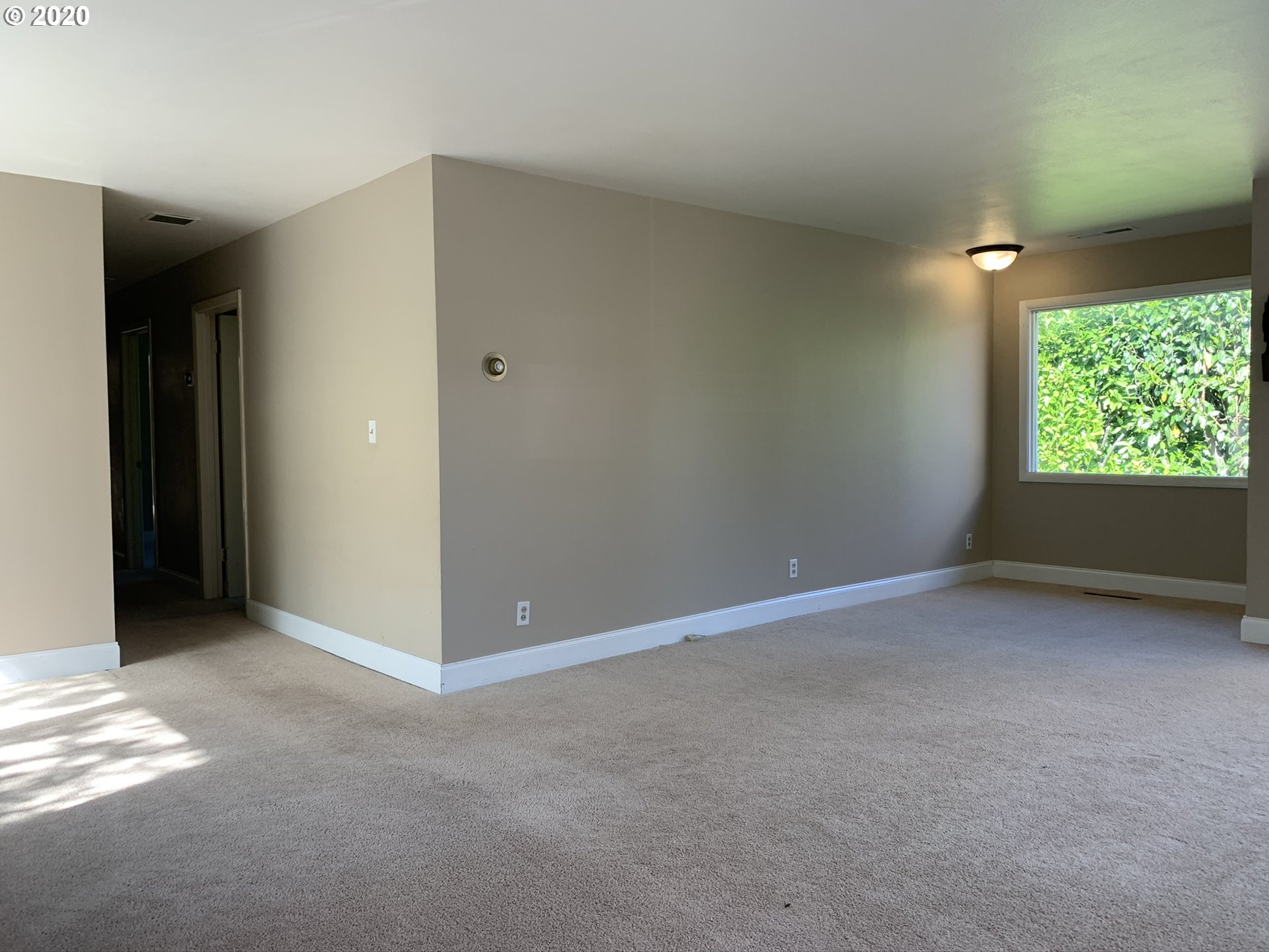 66646 Quail Road North Bend, OR 97459 - Photo 5 of 31