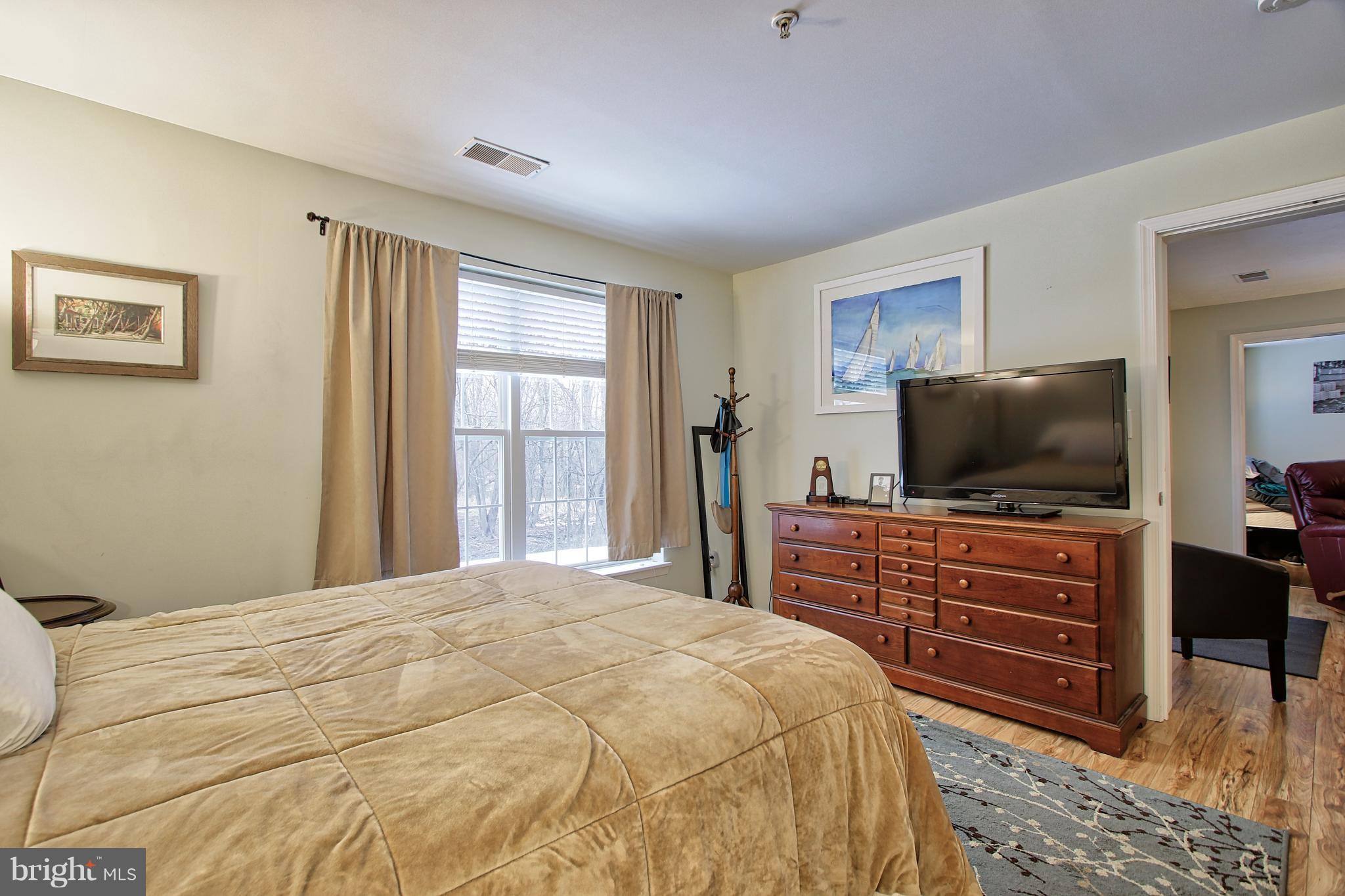 752 Kennington Road, Unit 752 Reisterstown, MD 21136 - Photo 17 of 25 Bedroom (Master)