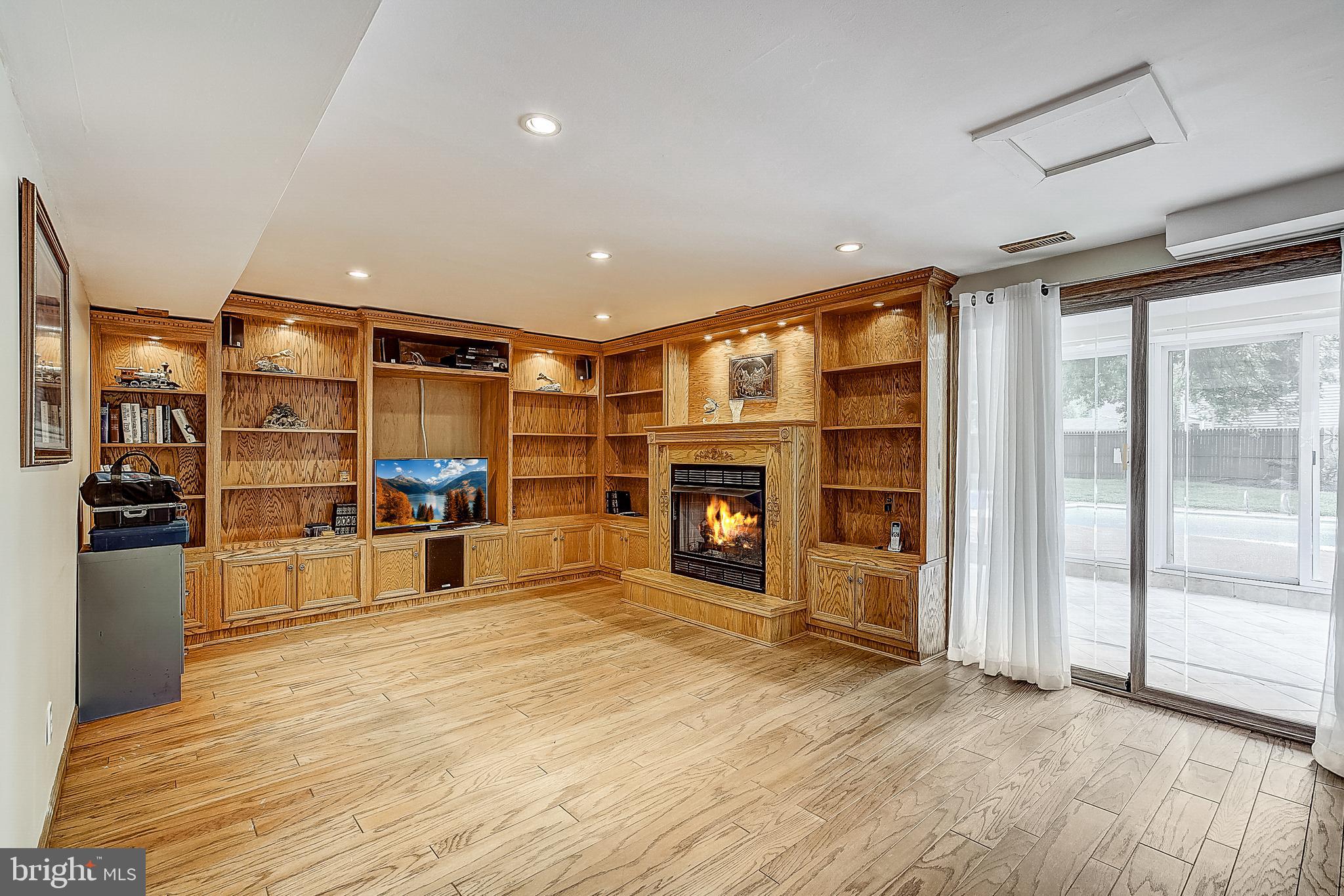 113 Parry Road Cinnaminson, NJ 08077 - Photo 8 of 45 Gallery Image 8