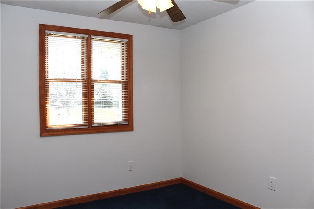 558 Partridge Run Road Gibsonia, PA 15044 - Photo 12 of 24 3rd bedroom