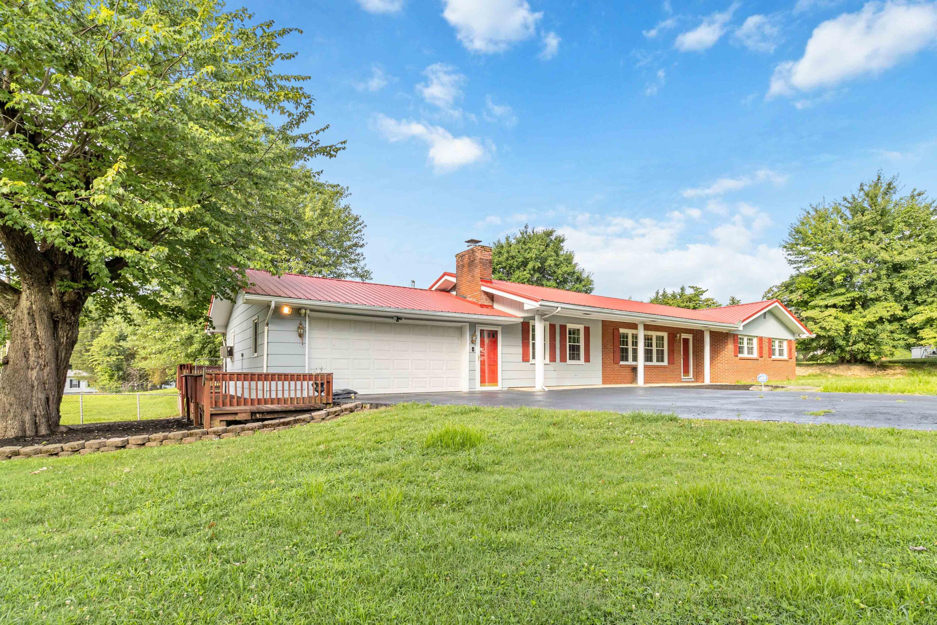 2385 5th St Road Corbin, KY 40701 - Photo 3 of 34 003