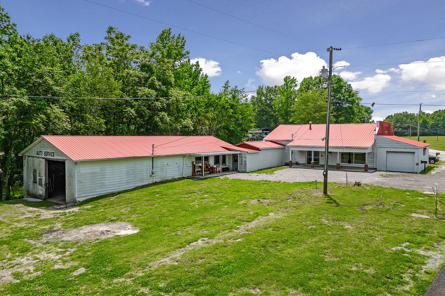 8627 Antioch Road Smithville, TN 37166 - Photo 3 of 60 Gallery Image 3