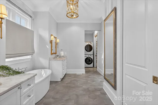 $2,500,000 | 4110 Tangle Drive, Charlotte, NC 28211