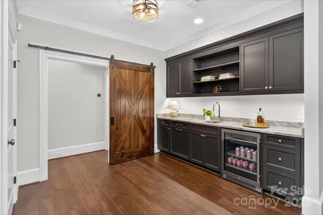 $2,500,000 | 4110 Tangle Drive, Charlotte, NC 28211