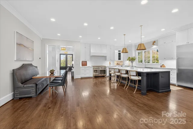 $2,500,000 | 4110 Tangle Drive, Charlotte, NC 28211