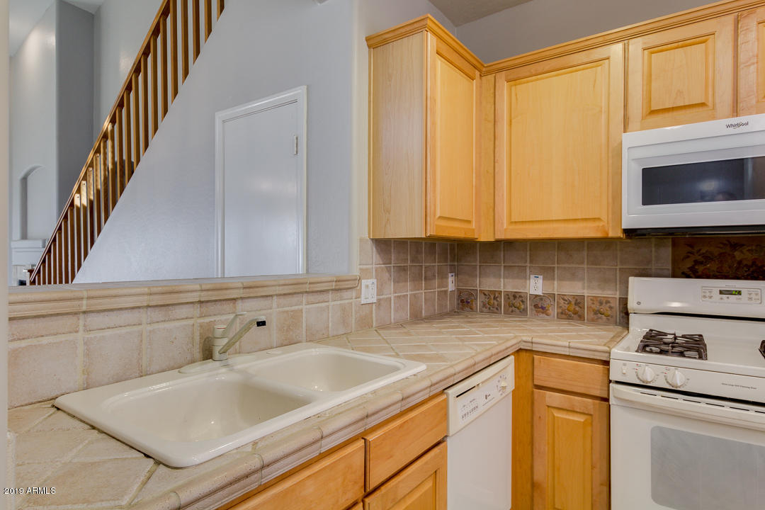 44 South Greenfield Road, Unit 1 Mesa, AZ 85206 - Photo 8 of 35 08-Greenfield
