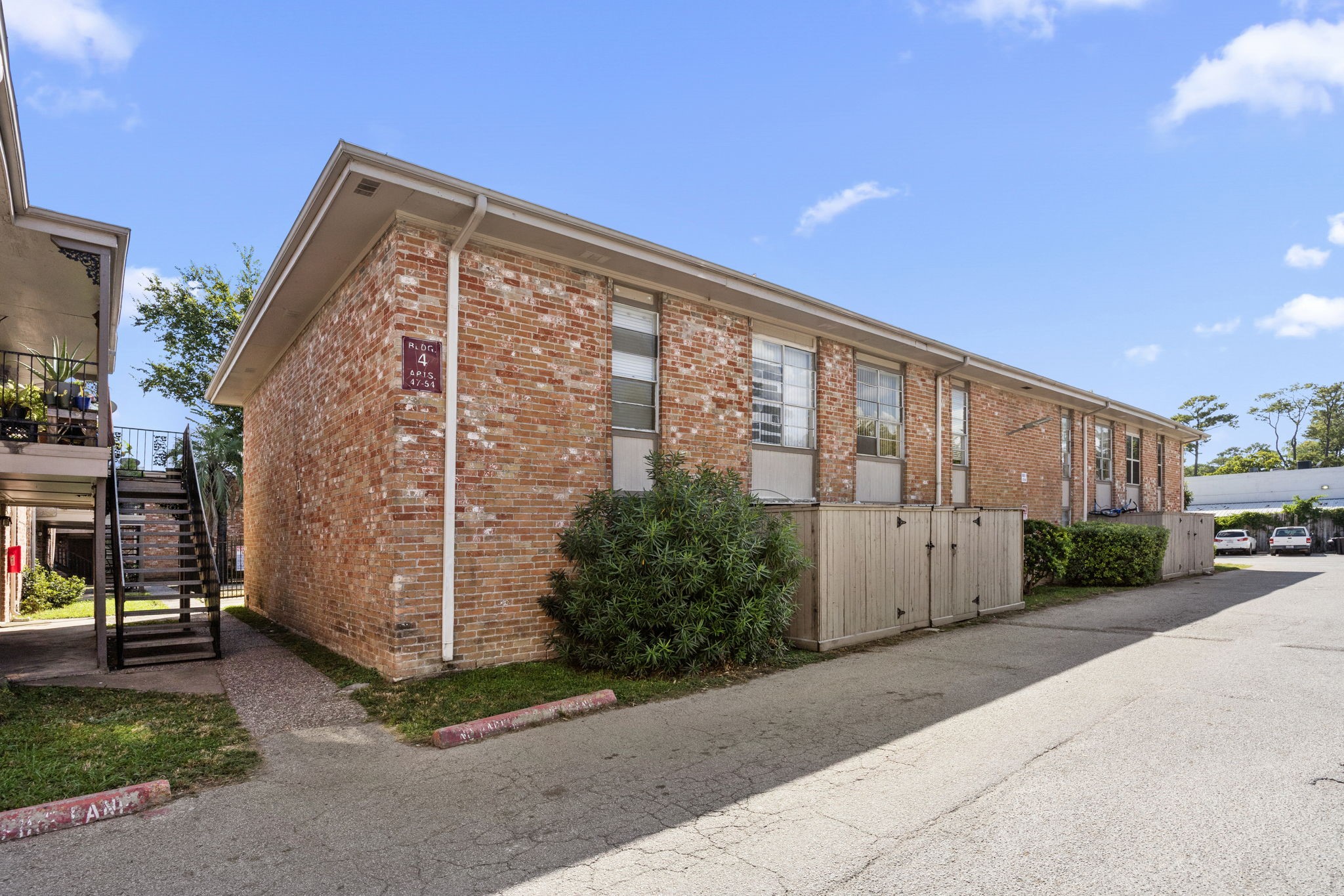 9616 Long Point Road, Unit 54 Houston, TX 77055 - Photo 2 of 18 a view of a building