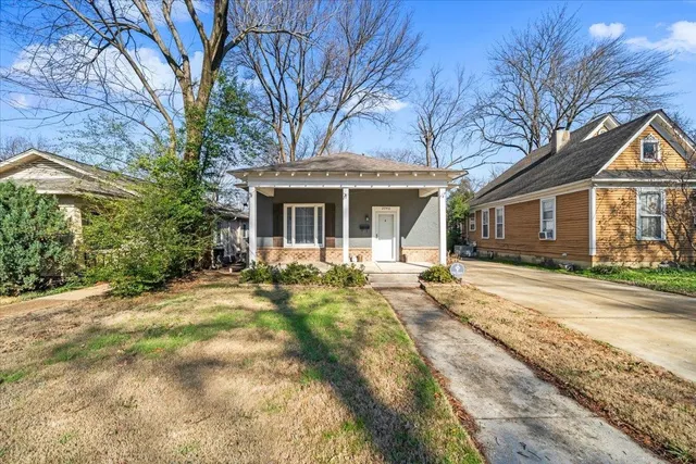 $325,000 | 2046 Courtland Place, Memphis, TN 38104