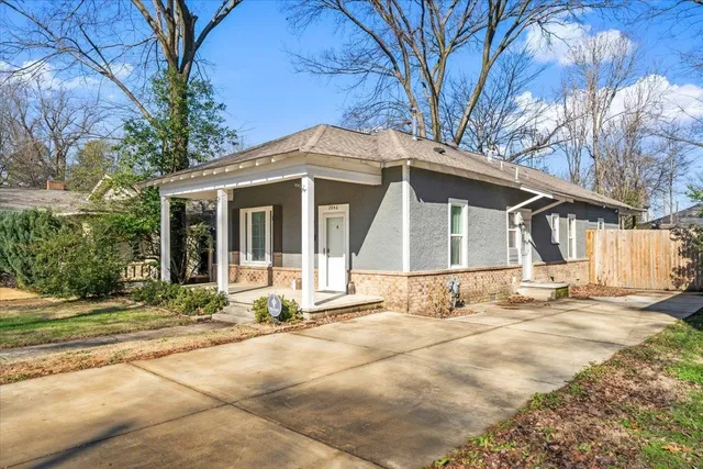 $325,000 | 2046 Courtland Place, Memphis, TN 38104
