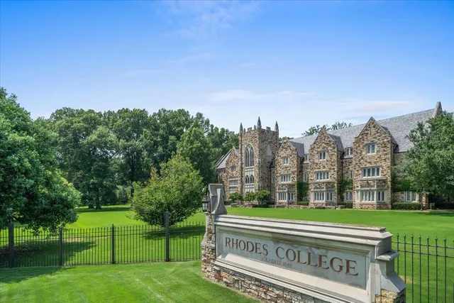 $325,000 | 2046 Courtland Place, Memphis, TN 38104