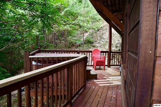 3539 Sugar Maple Loop Road Sevierville, TN 37862 - Photo 4 of 36 224251-3