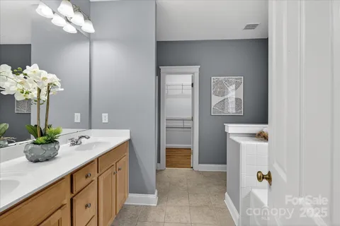 $675,000 | 2902 Thayer Drive, Waxhaw, NC 28173