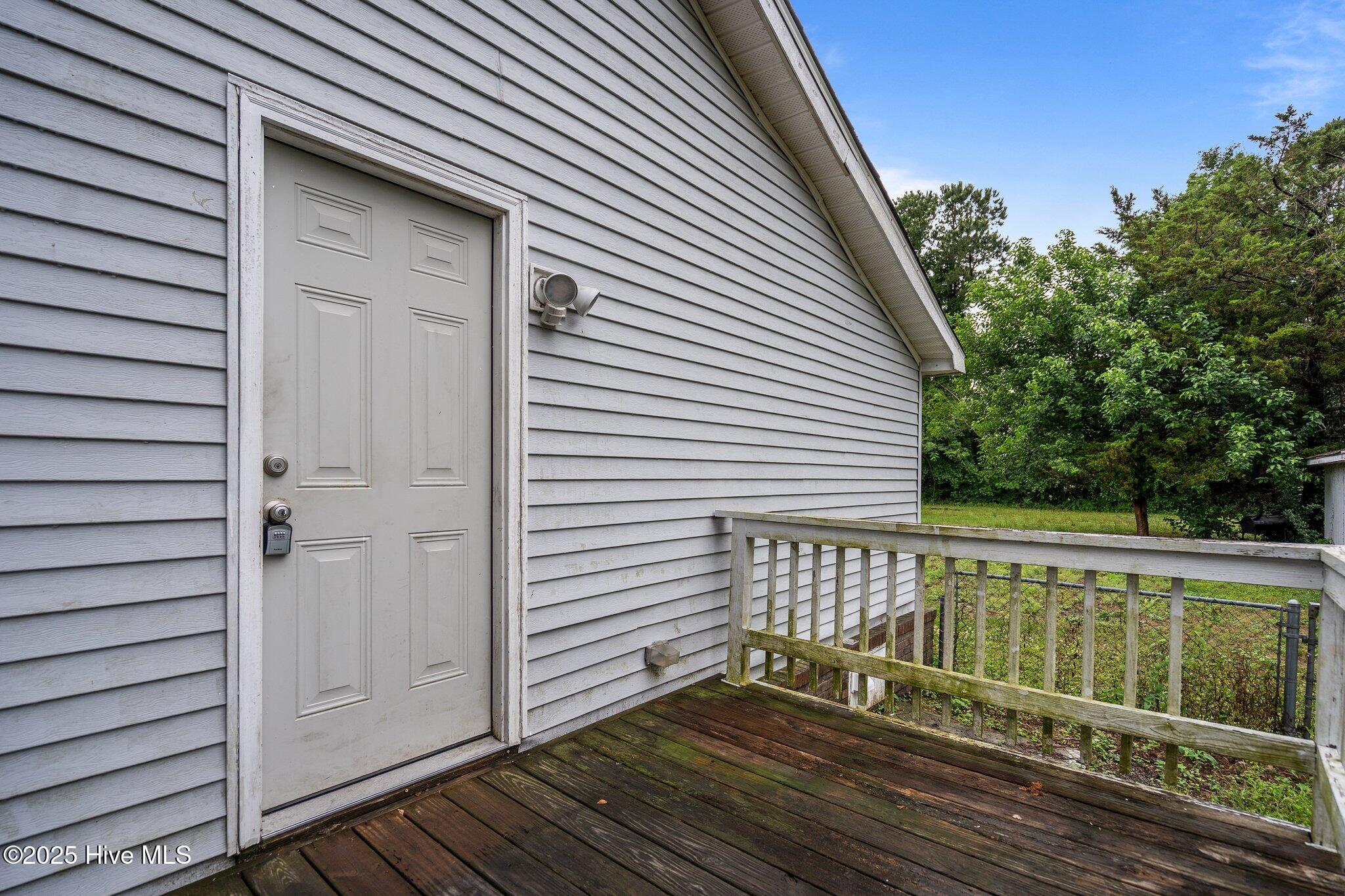 7586 Old River Road Burgaw, NC 28425 - Photo 30 of 48 13-web-or-mls-DSC04479