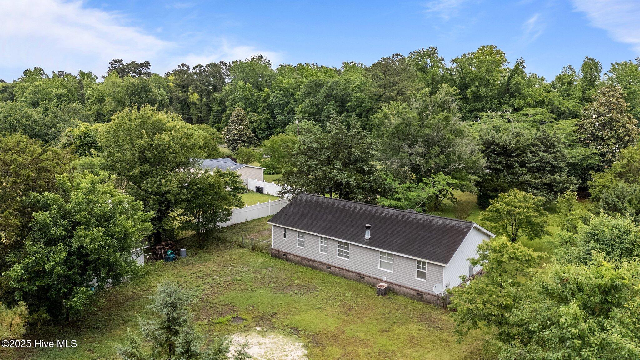 7586 Old River Road Burgaw, NC 28425 - Photo 39 of 48 5-web-or-mls-DJI_20250512123456_0226_D