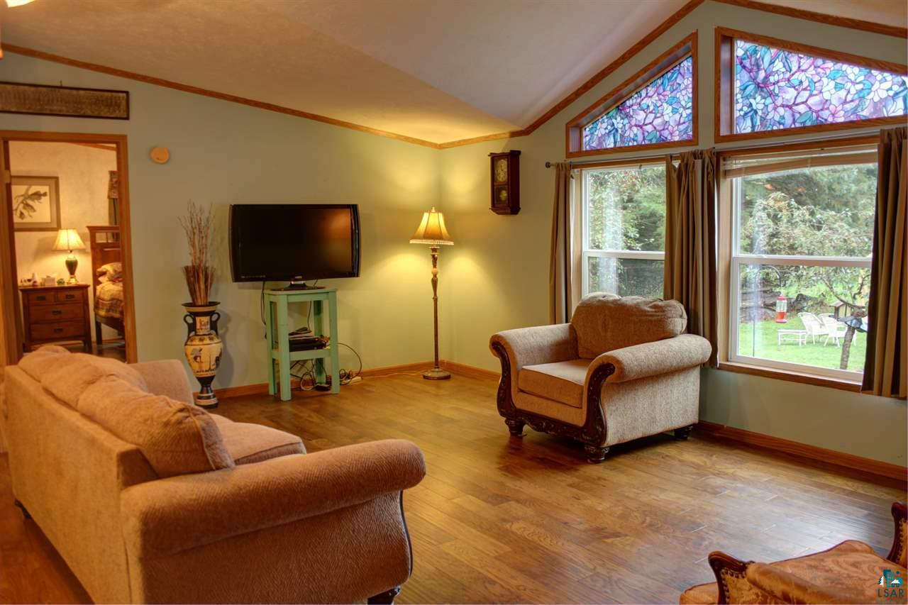 2001 East Foxboro Chaffey Road Foxboro, WI 54836 - Photo 3 of 20