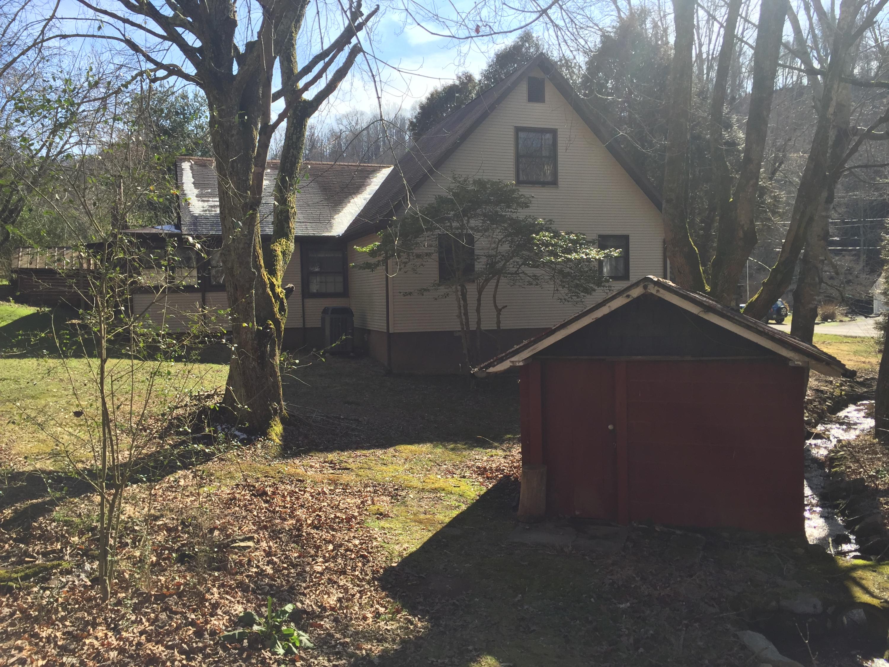 145 Estep Hollow Road Elizabethton, TN 37643 - Photo 13 of 42 145 estep 26