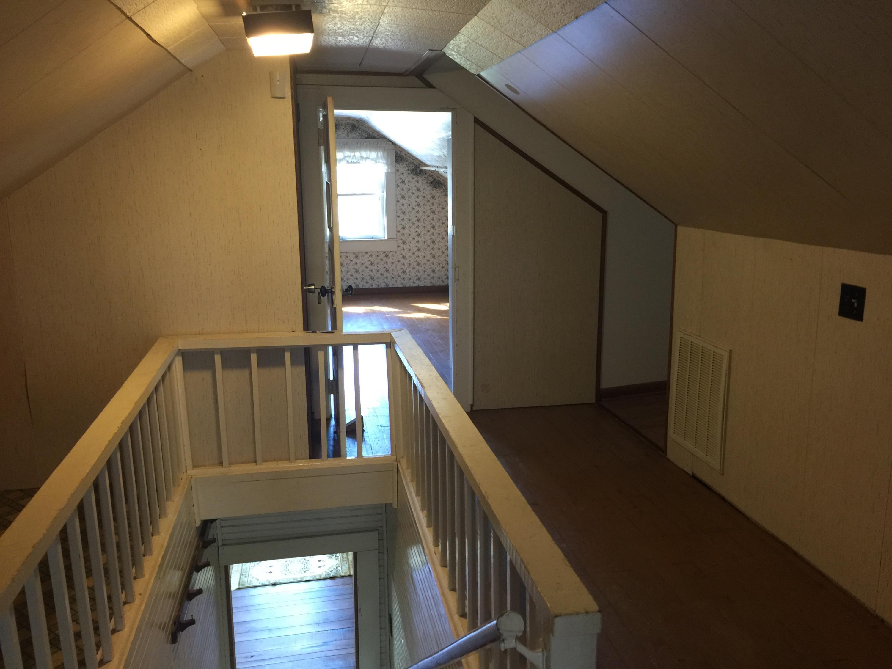 145 Estep Hollow Road Elizabethton, TN 37643 - Photo 33 of 42 145 Estep 30