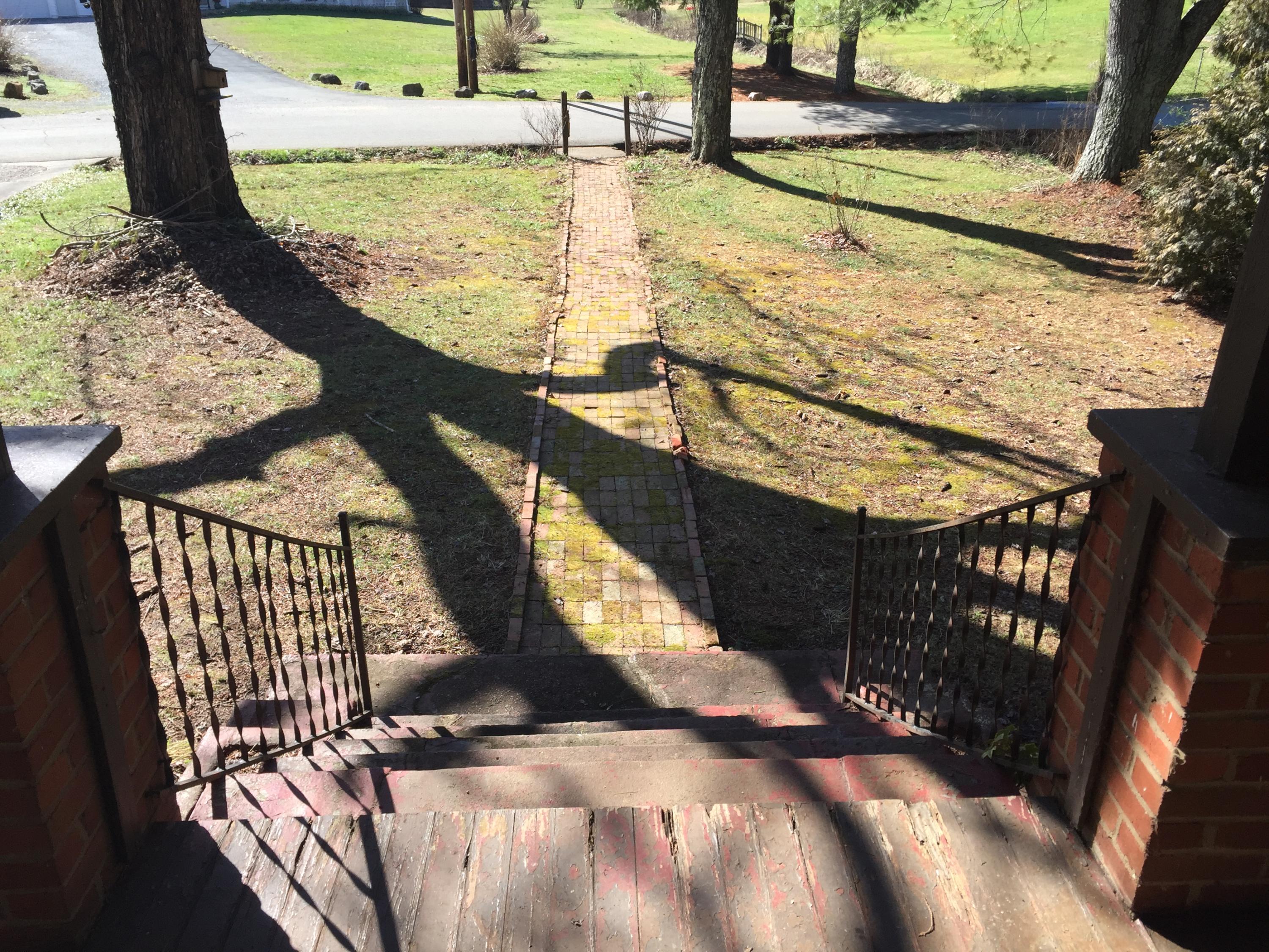 145 Estep Hollow Road Elizabethton, TN 37643 - Photo 7 of 42 145 Estep 7