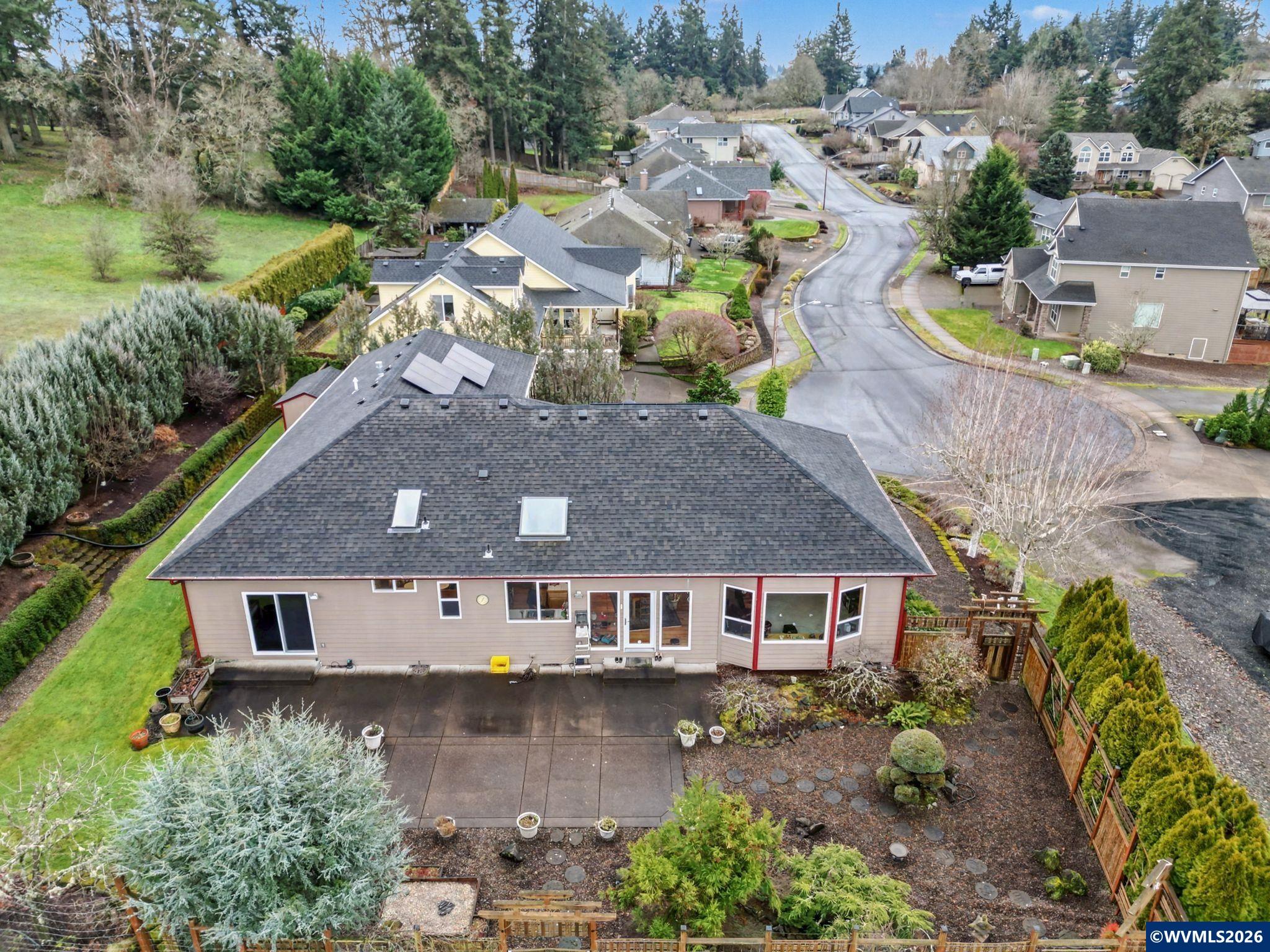 3393 Northwest Summerhill Place Albany, OR 97321 - Photo 38 of 43