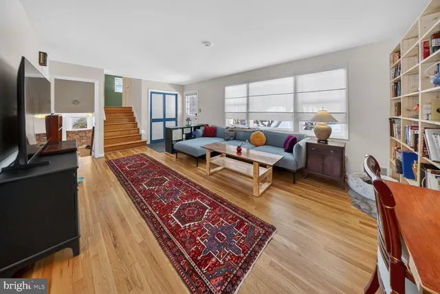 $725,000 | 14205 Parkvale Road, Rockville, MD 20853