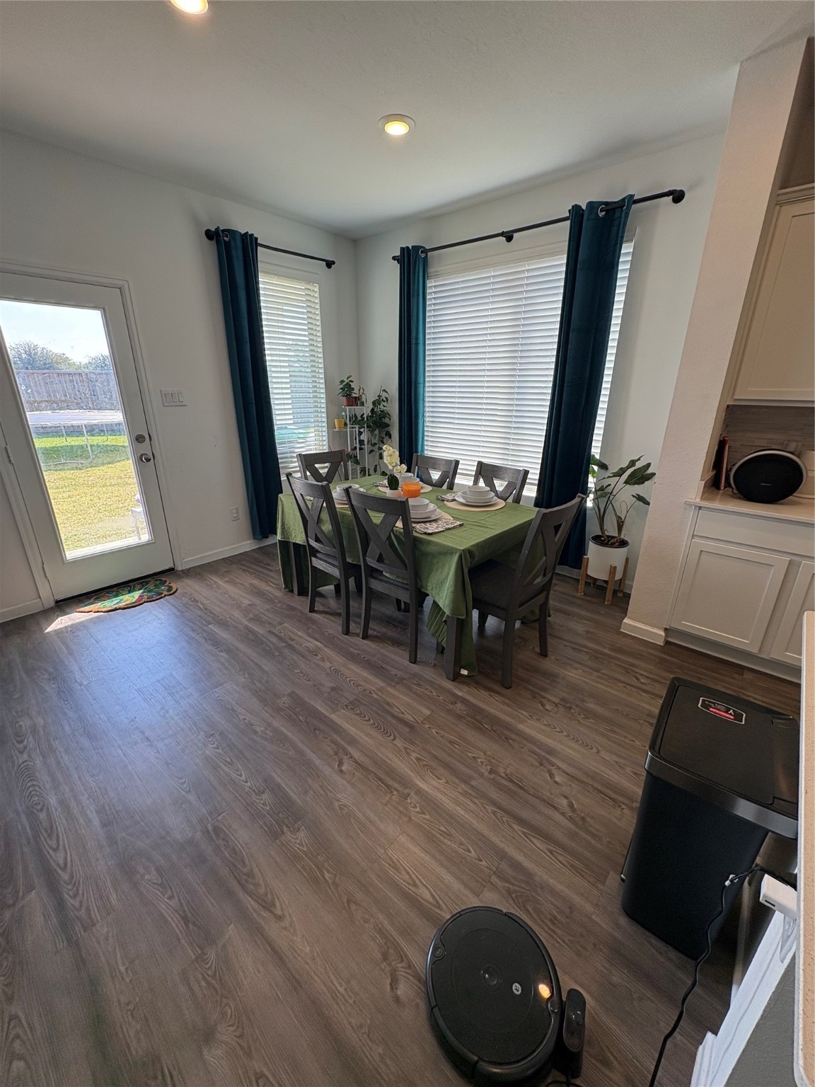 3703 Windy Brook Road Rosenberg, TX 77469 - Photo 8 of 22 a view of a livingroom with furniture and window