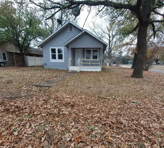 $89,900 | 1130 West Shepherd Street, Denison, TX 75020