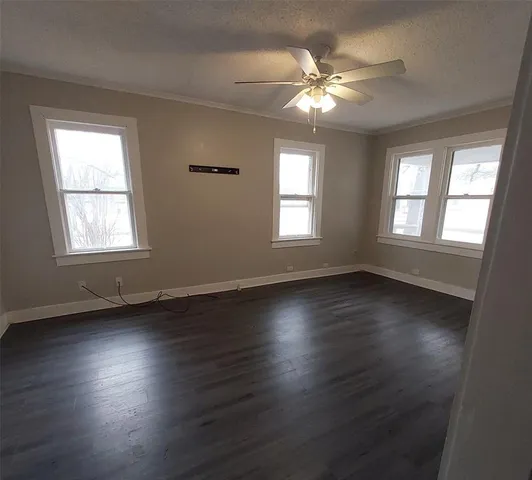 $89,900 | 1130 West Shepherd Street, Denison, TX 75020