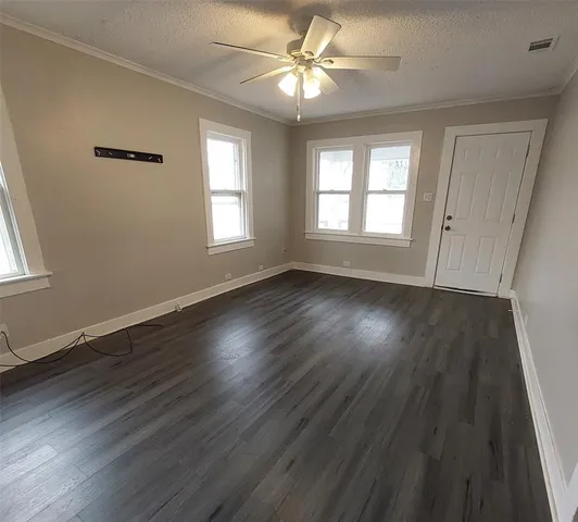 $89,900 | 1130 West Shepherd Street, Denison, TX 75020