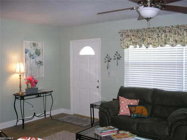 $2,000 | 3432 Sacramento Way, Naples, FL 34105